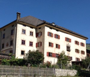 13_Donut_FullSizeRender